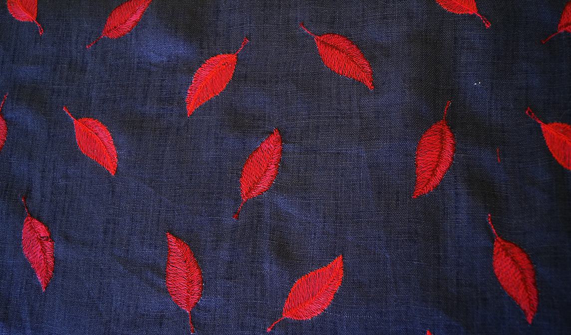 Lino 100% Natural - Azul con Hojas Bordadas