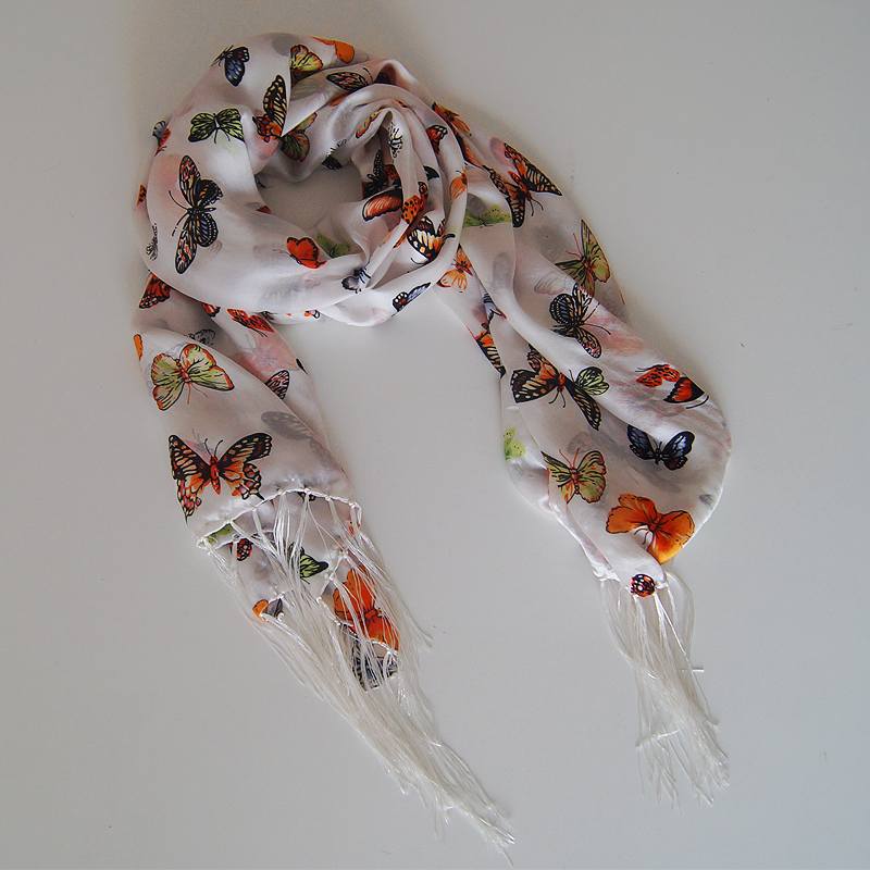 Foulard de Seda con Flecos - Mariposas