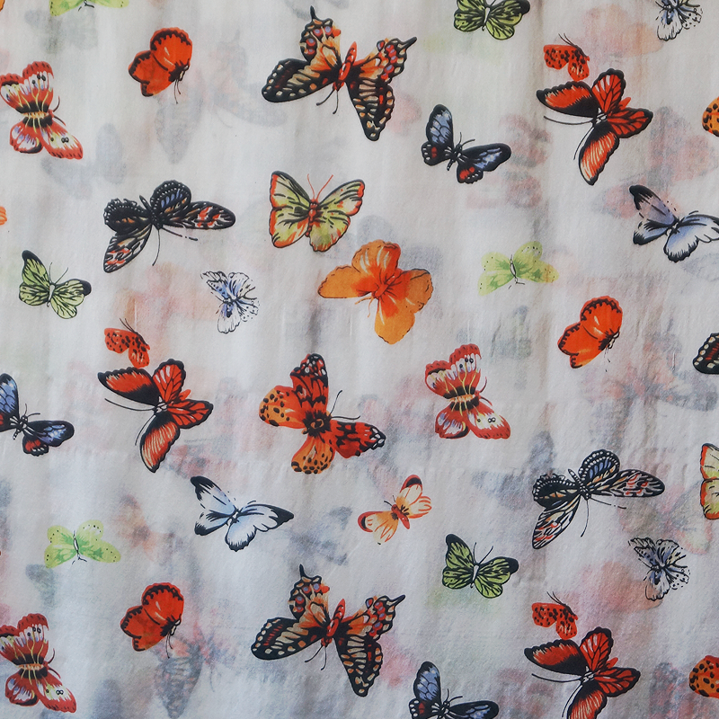 Foulard de Seda con Flecos - Mariposas