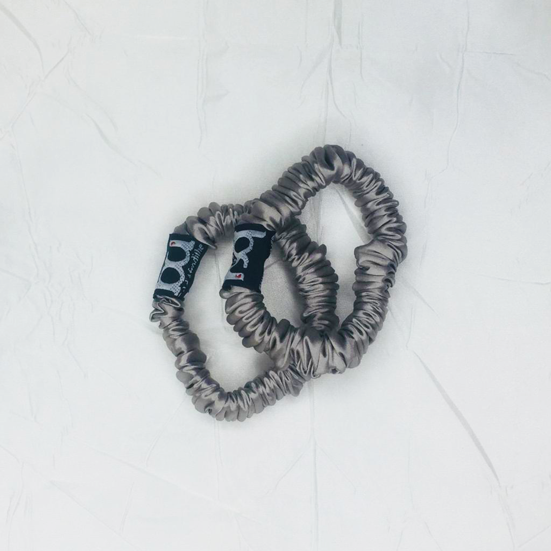Scrunchies Gris Seda Morera