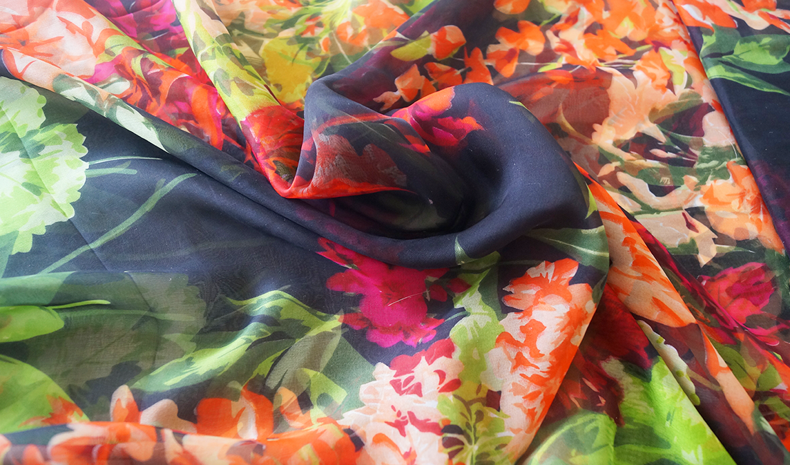 Seda Chiffón - Floral Coral y Verde