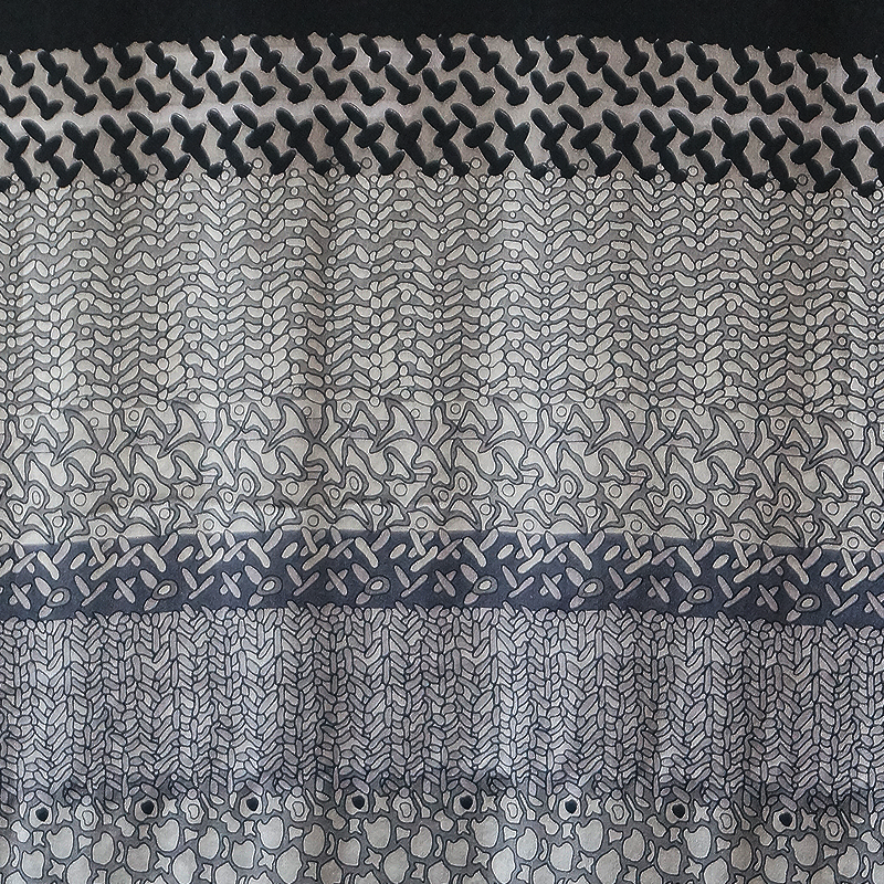 Foulard de Seda con Flecos - Etnico Blanco y Negro