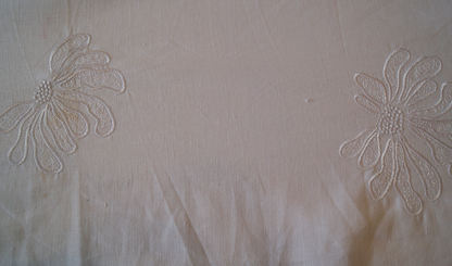 Lino 100% Natural - Blanco con Flor Bordada