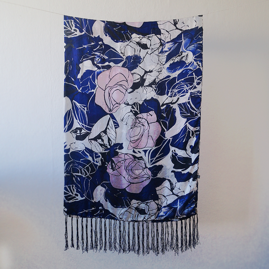 Foulard de Seda con Flecos - Rosas y hojas azules
